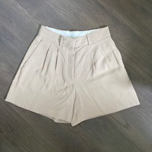 Babaton effortless style pleated shorts